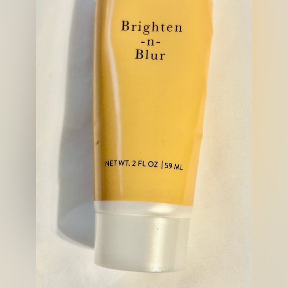 Laura Geller Skin Perfecting Primer - Picture 2 of 3